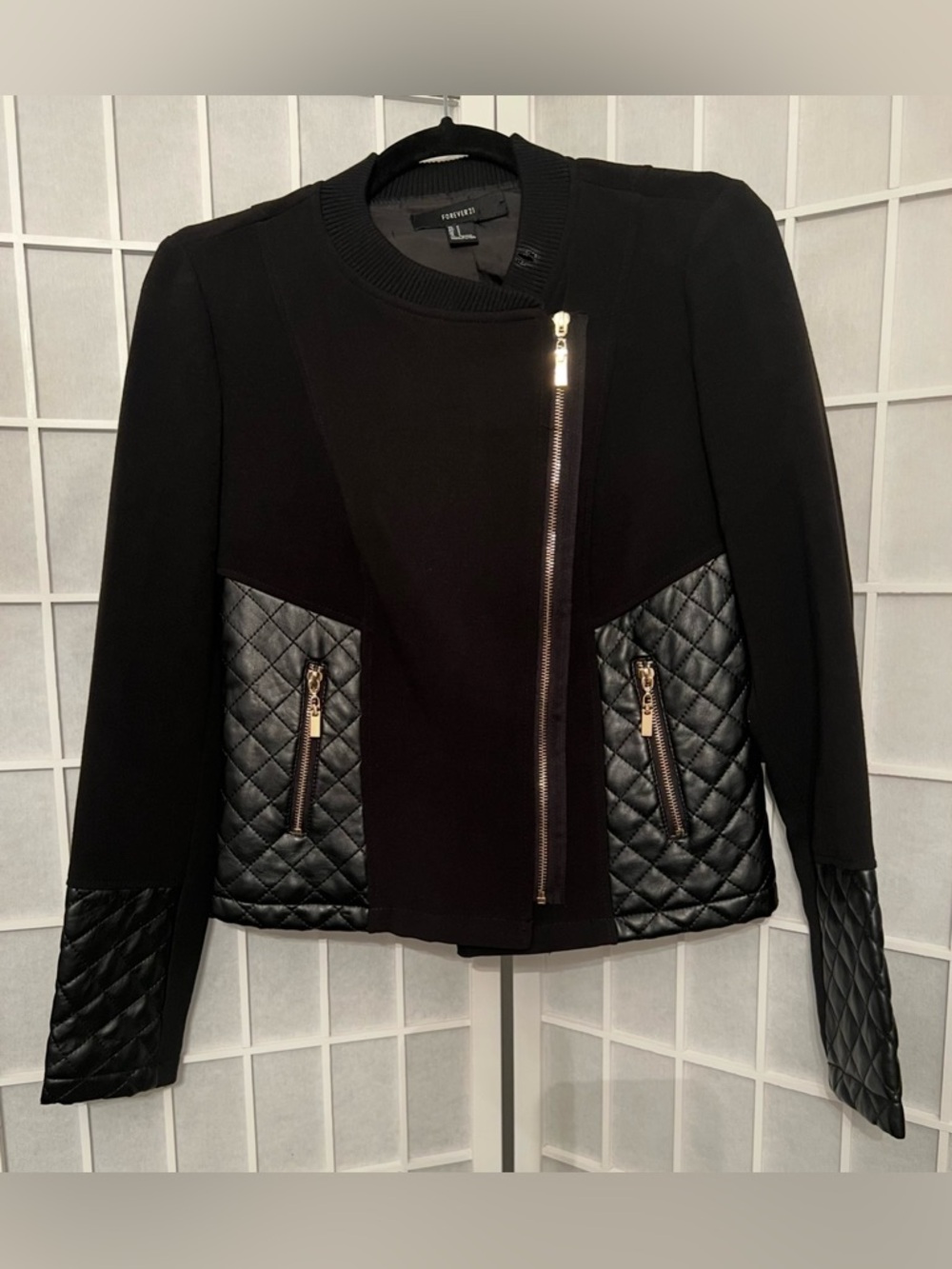 FOREVER 21 Quilted Faux Leather Black Shorts w Matching Jacket & Hat as gifts